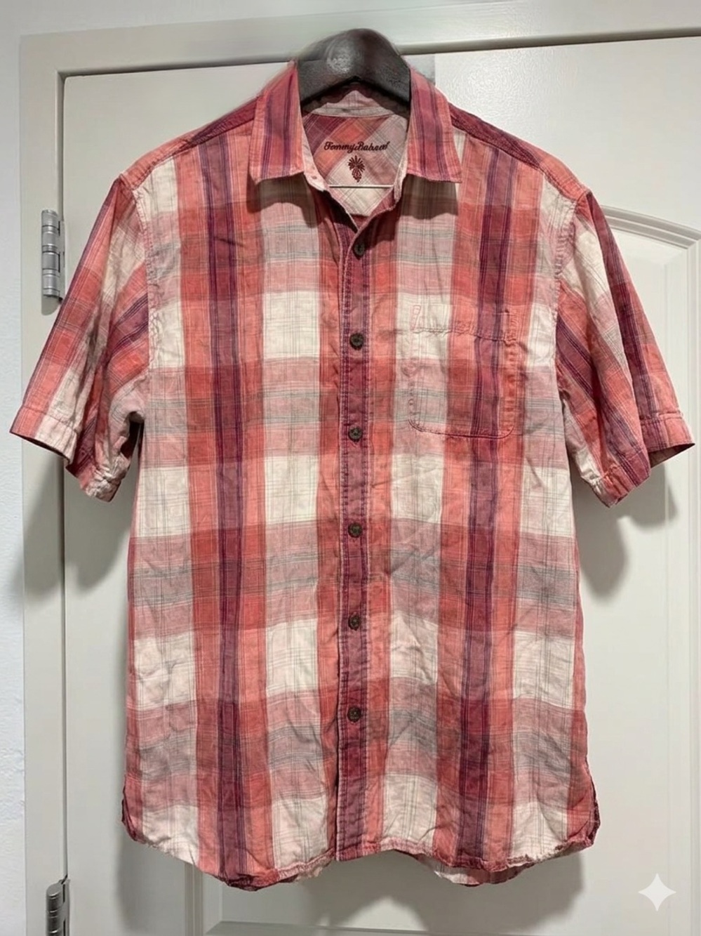 Tommy Bahama (Light color) Red and White ,Plaid Short-Sleeve Button-Down Shirt